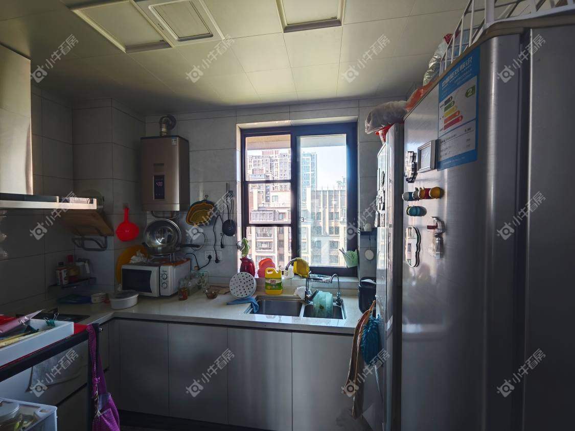 镇江滨河凤凰城在售二手房源室内图_小牛看房