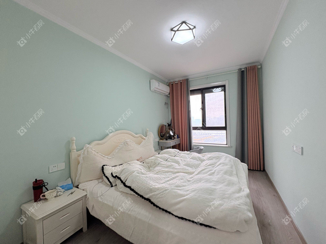 镇江信达香堤国际在售二手房源室内图_小牛看房