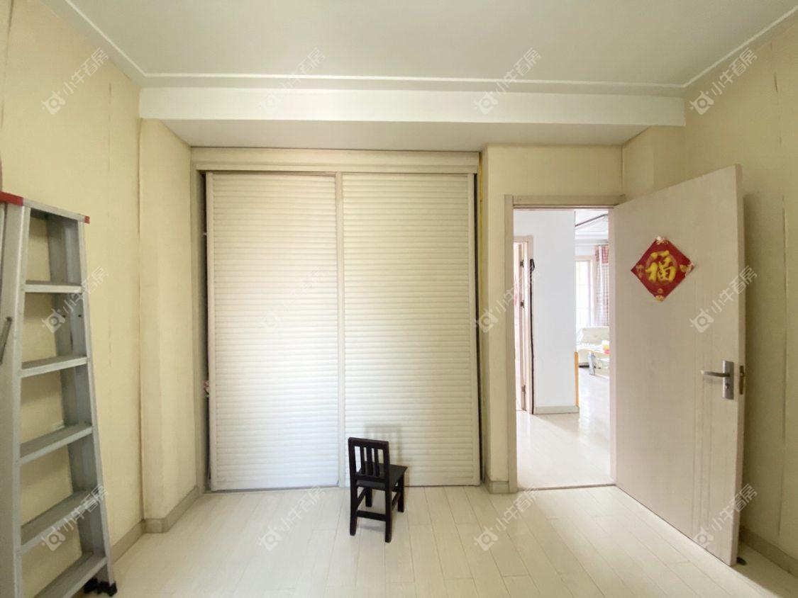 镇江泰豪公寓在售二手房源室内图_小牛看房