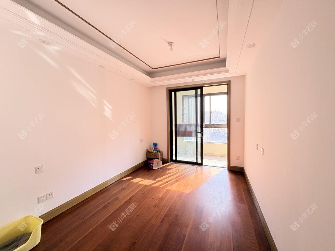 镇江红星天铂在售二手房源室内图_小牛看房