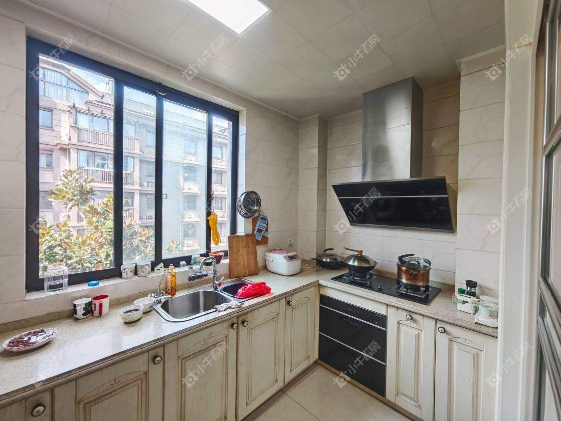 镇江世纪豪都在售二手房源室内图_小牛看房