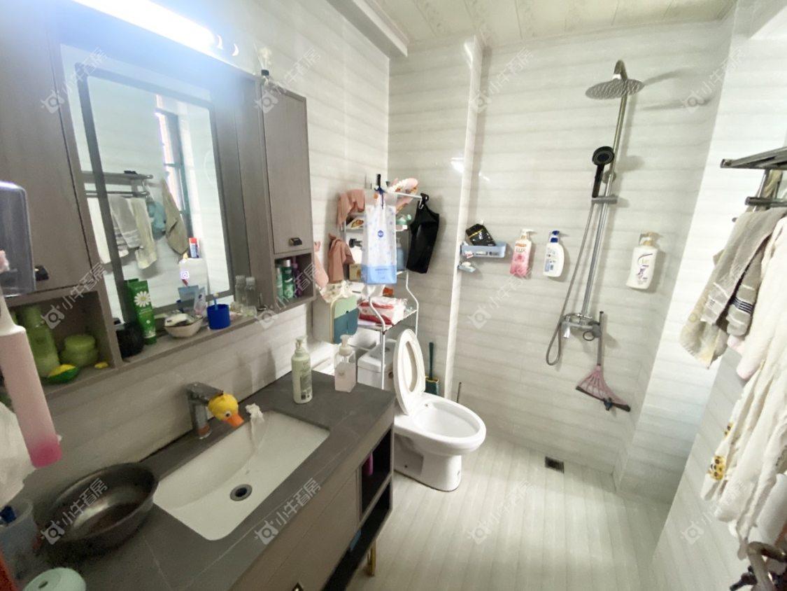 镇江欧洲城在售二手房源室内图_小牛看房