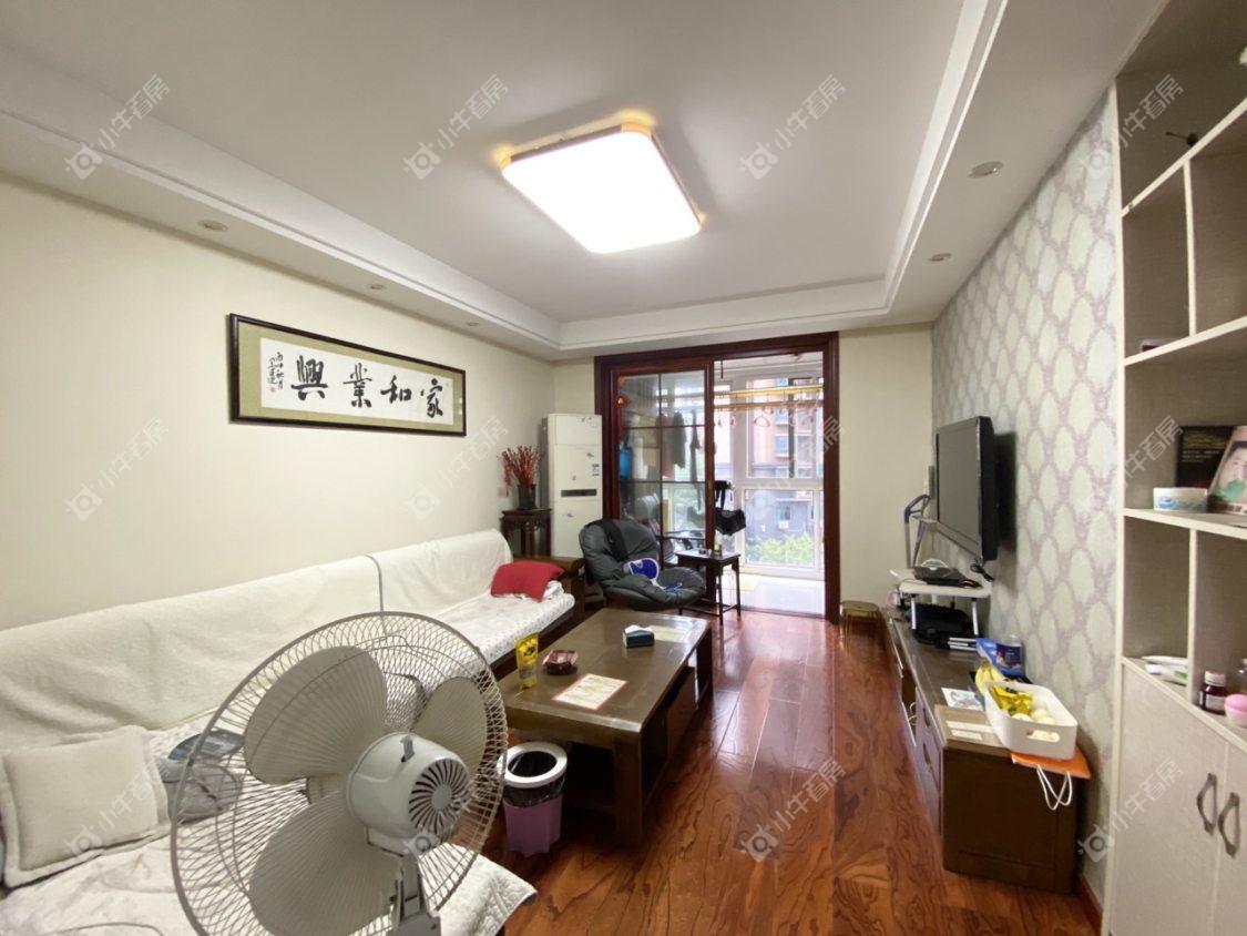 镇江南门花园在售二手房源室内图_小牛看房