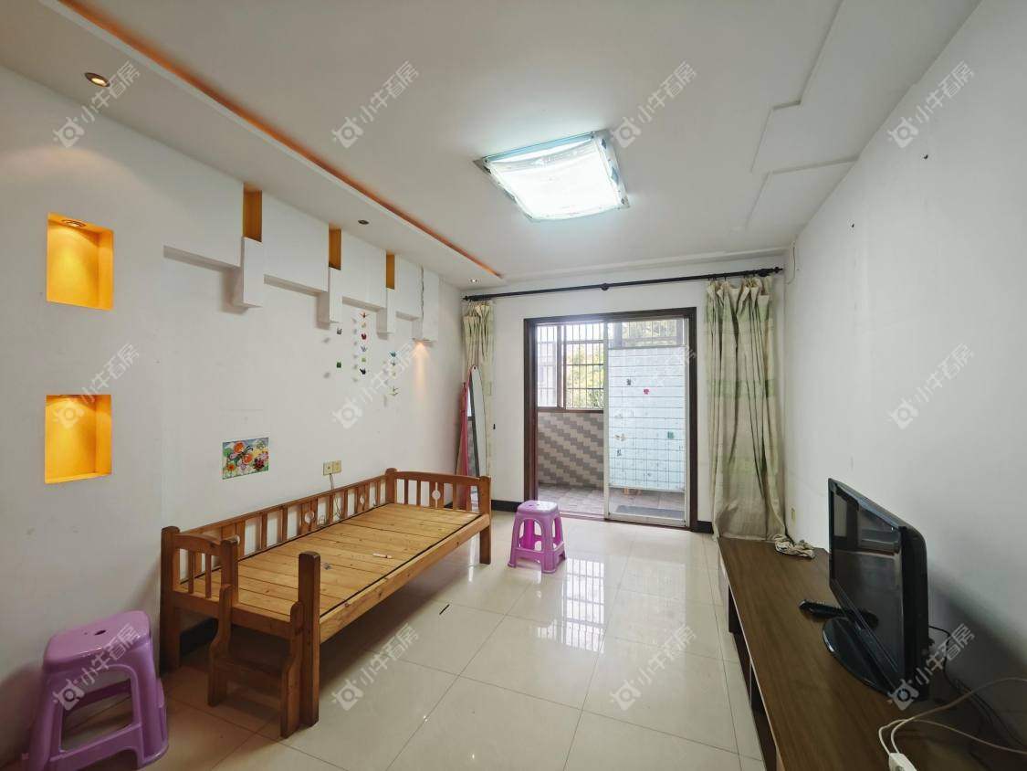 镇江金凤凰在售二手房源室内图_小牛看房