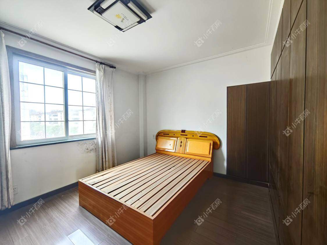 镇江华南园中园在售二手房源室内图_小牛看房