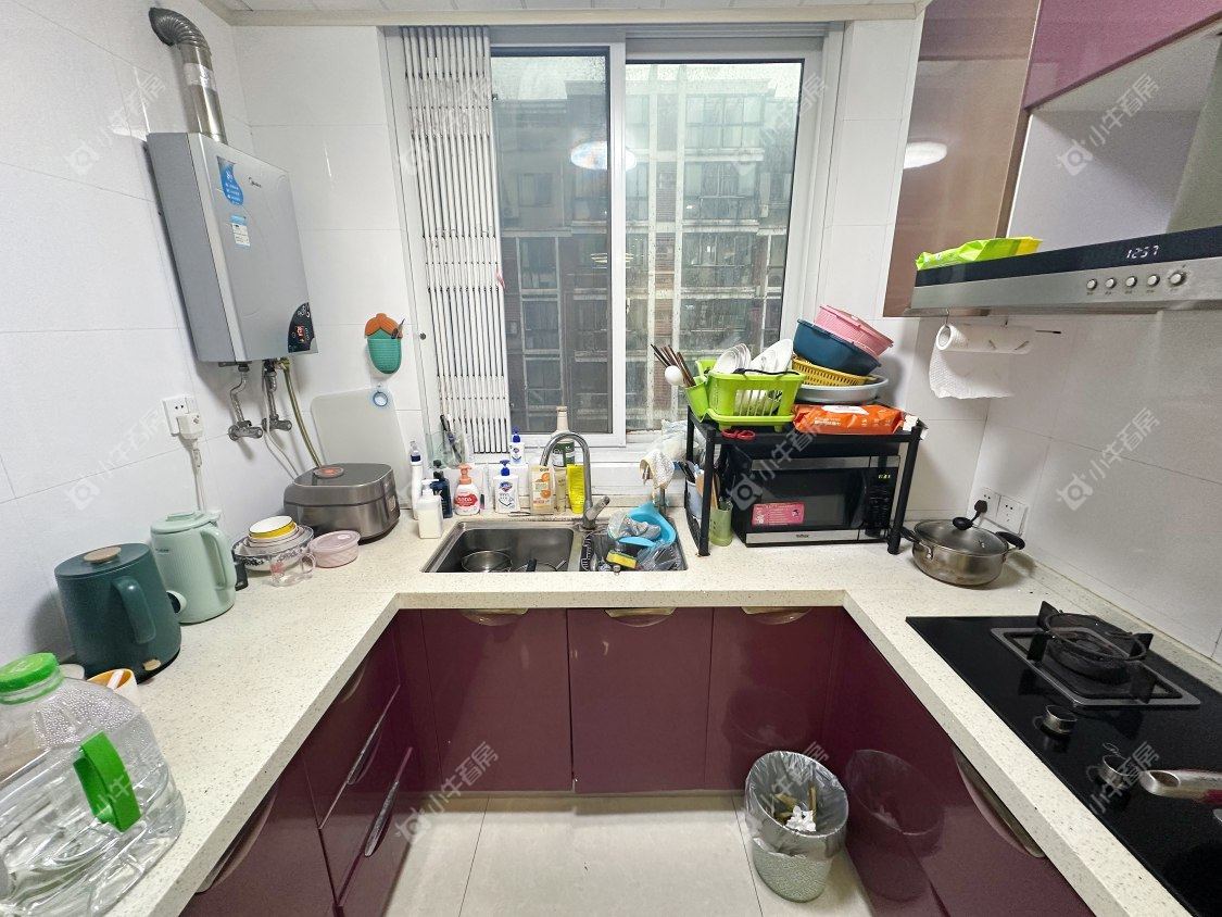 镇江芳草苑在售二手房源室内图_小牛看房