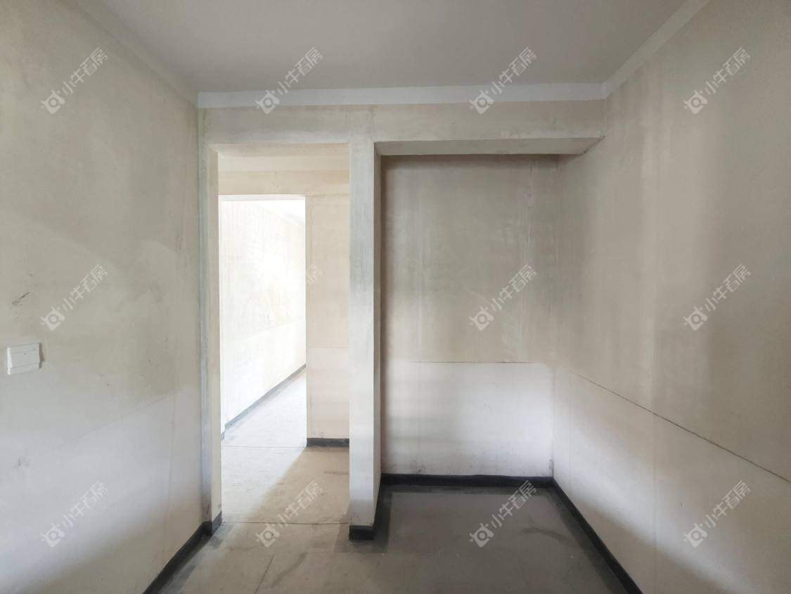 镇江中海时代都会在售二手房源室内图_小牛看房