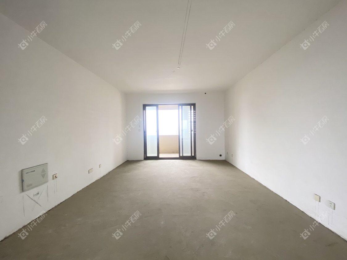 镇江荣城国际（藏龙御景）在售二手房源室内图_小牛看房