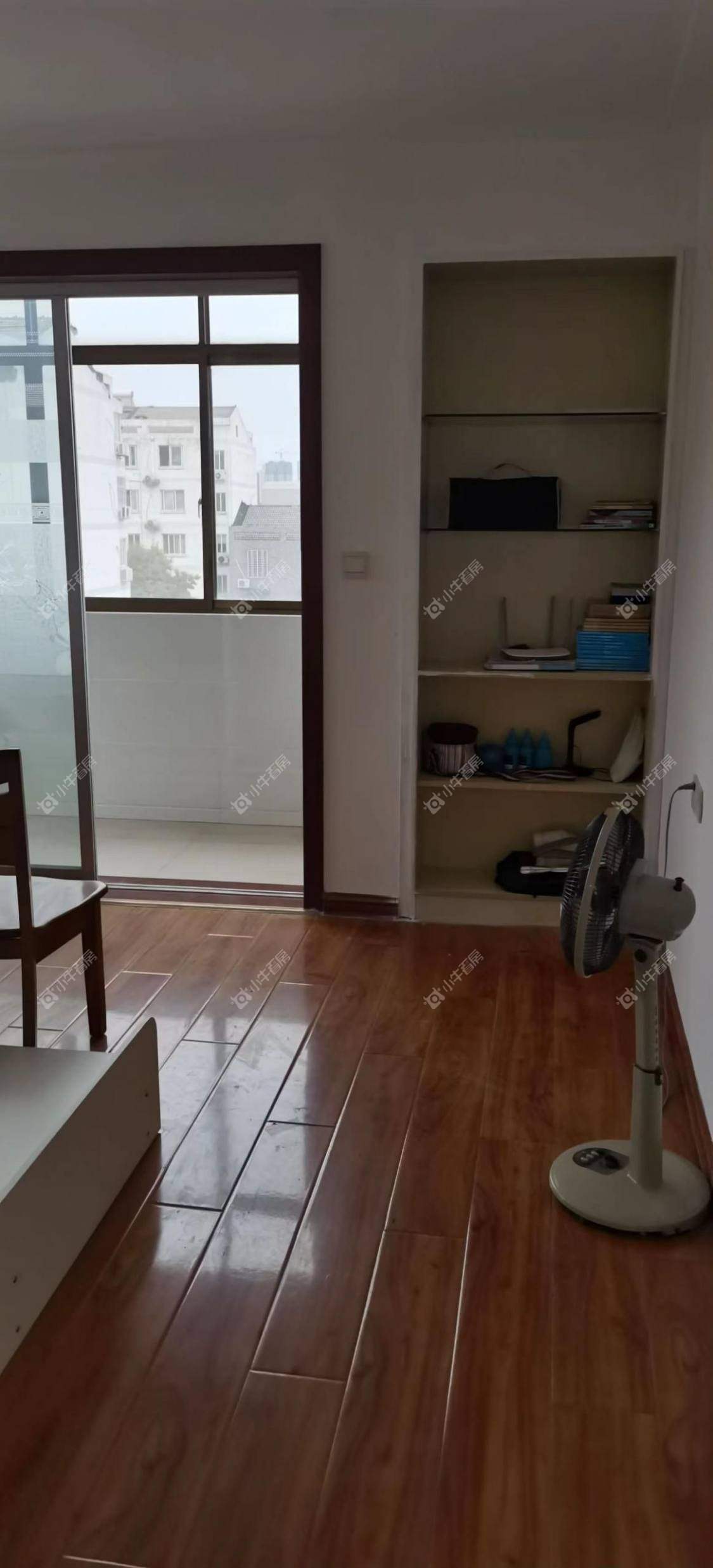 镇江万善园一村在售二手房源室内图_小牛看房