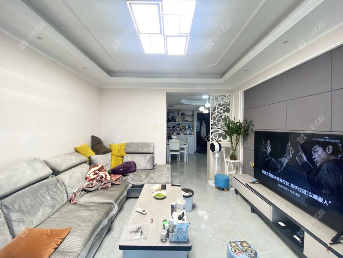 镇江滨河凤凰城在售二手房源室内图_小牛看房