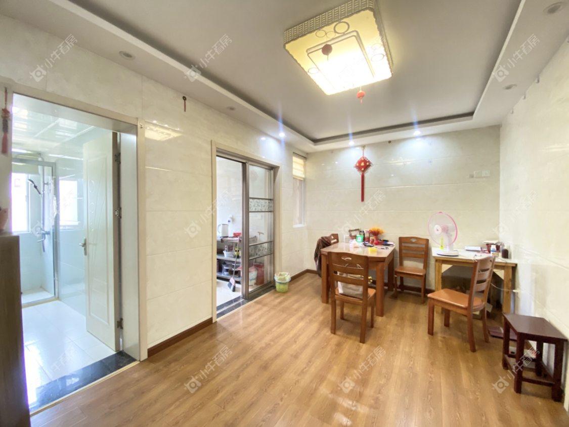 镇江万善园一村在售二手房源室内图_小牛看房