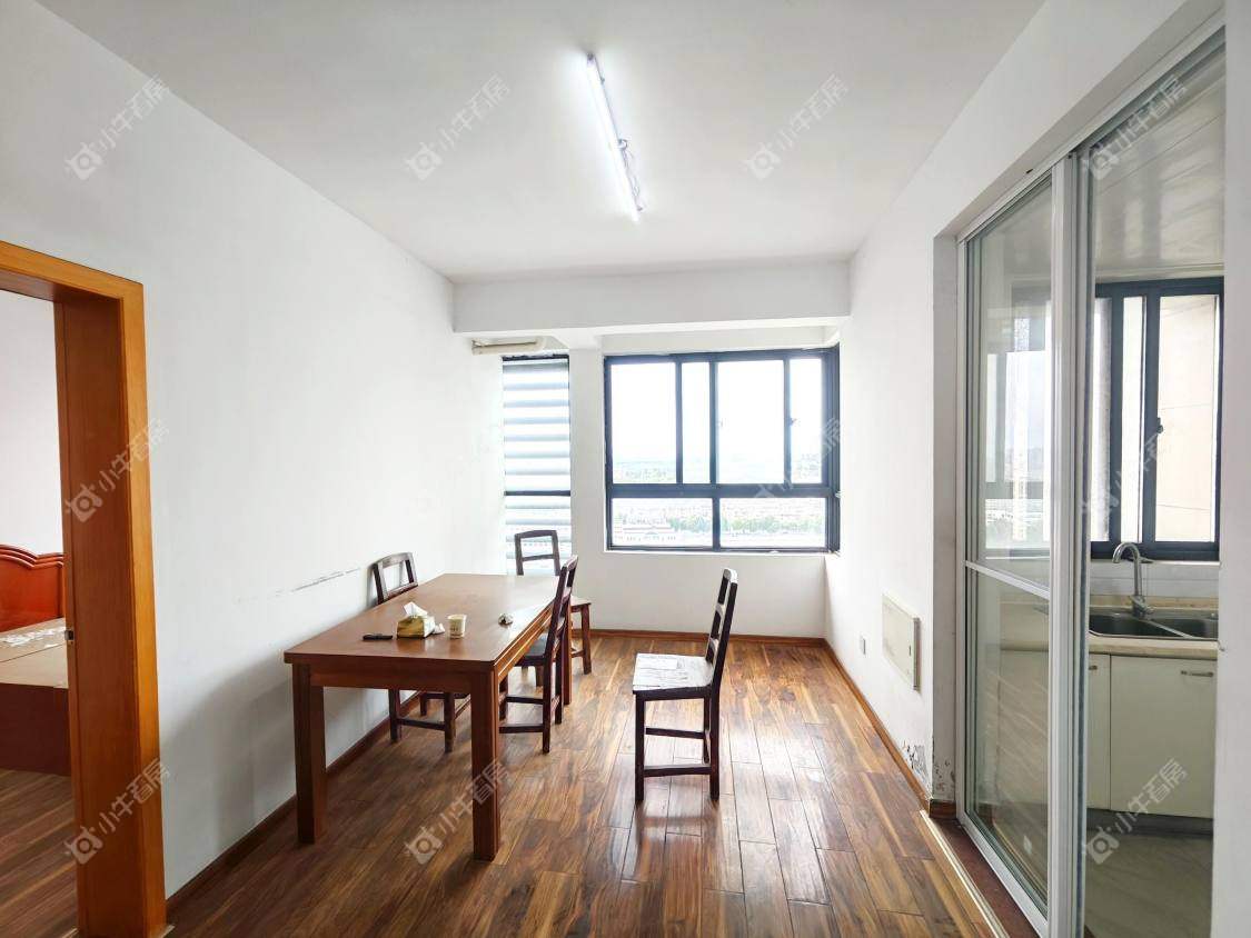 镇江国信宜和在售二手房源室内图_小牛看房