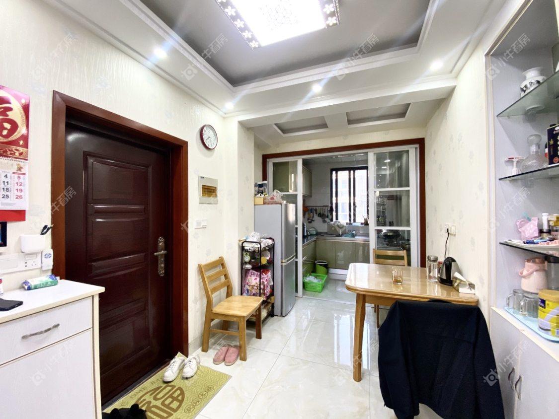 镇江锦尚名都在售二手房源室内图_小牛看房