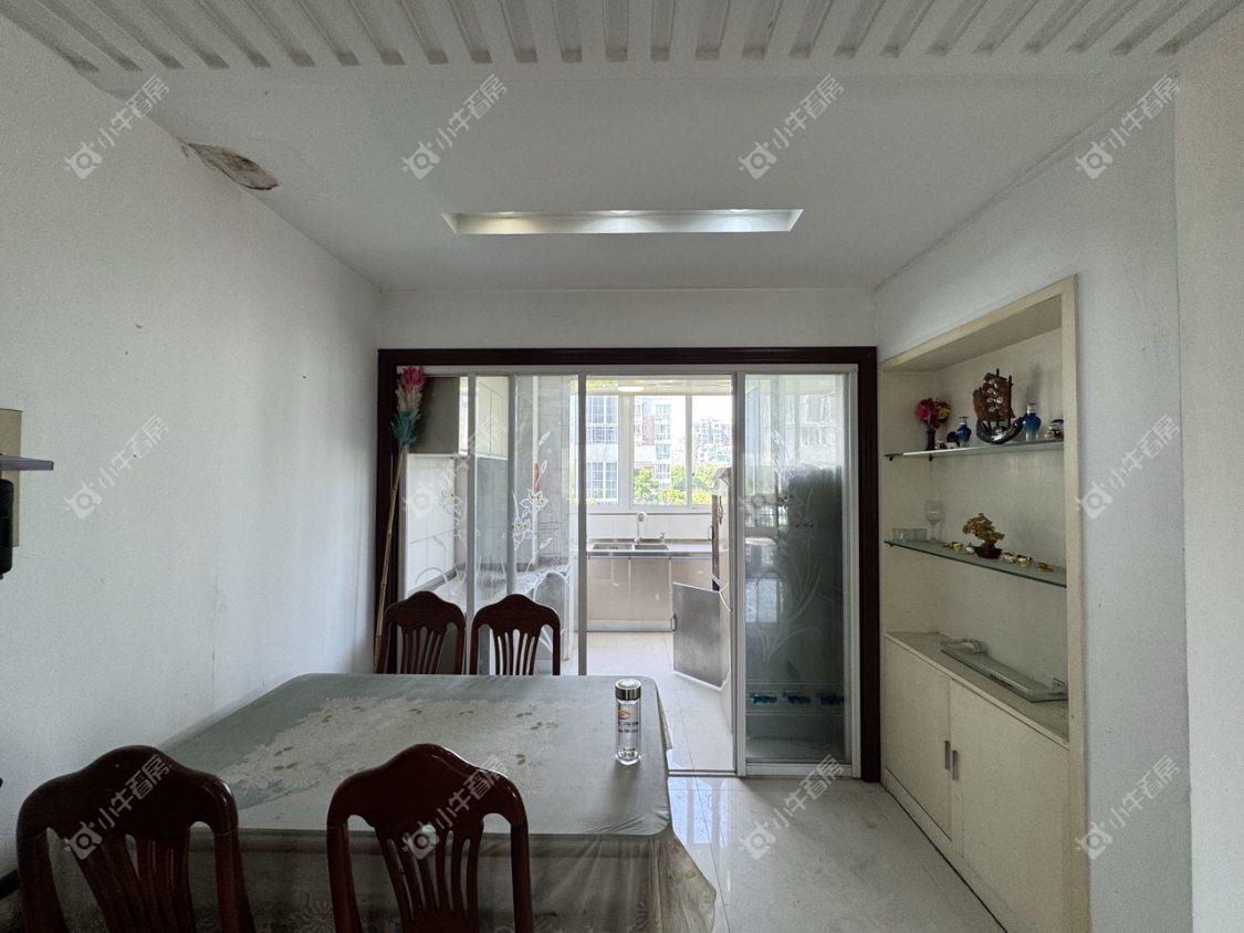 镇江乾泽园在售二手房源室内图_小牛看房