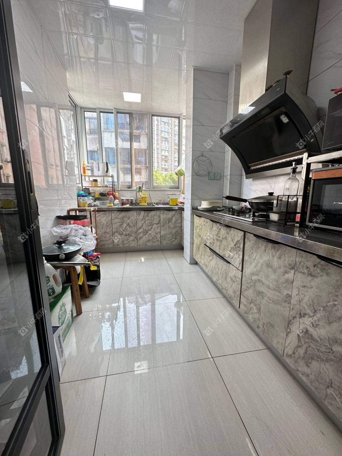 镇江百合苑在售二手房源室内图_小牛看房