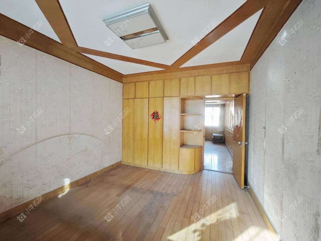 镇江台阳小区在售二手房源室内图_小牛看房