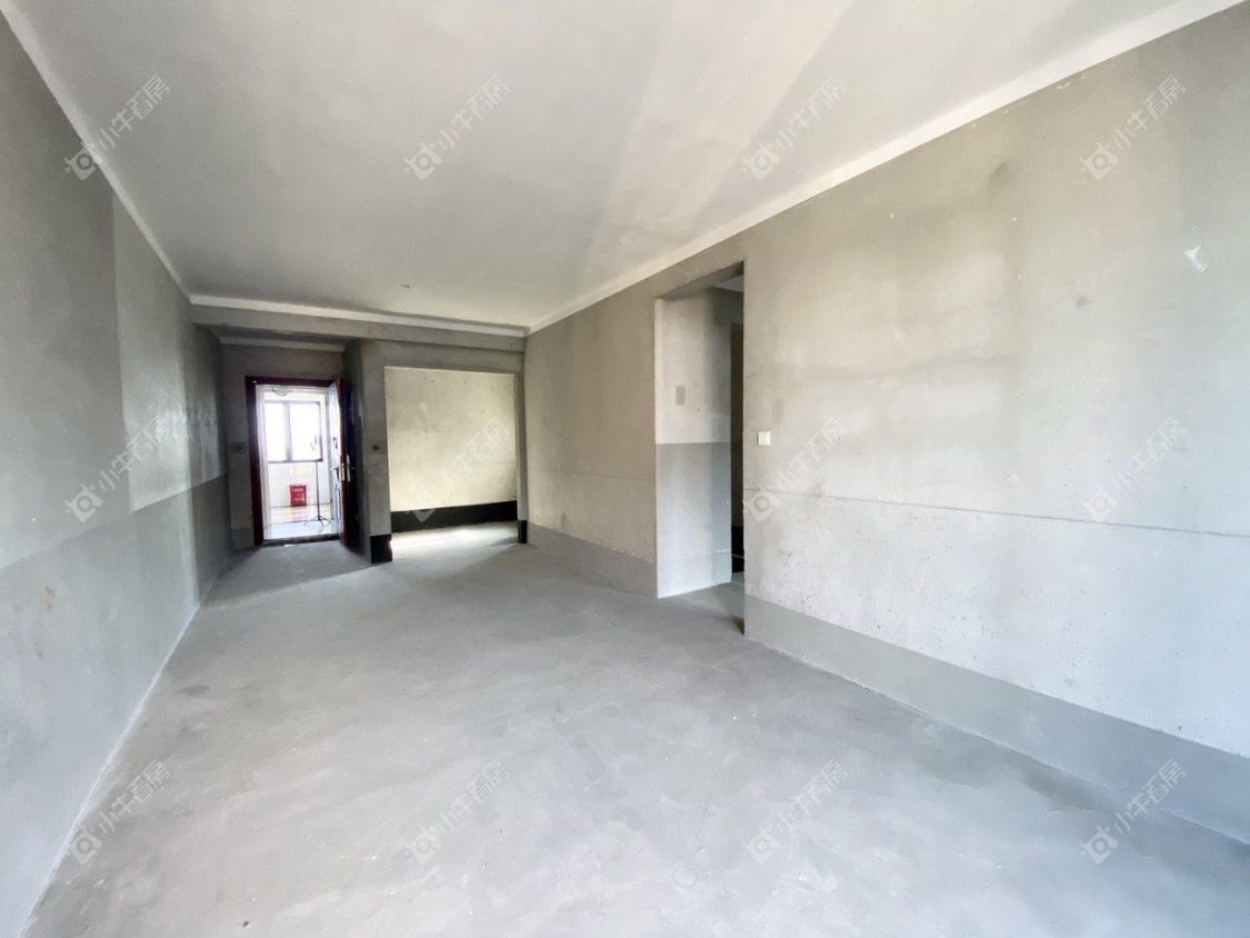 镇江碧桂园樾府在售二手房源室内图_小牛看房