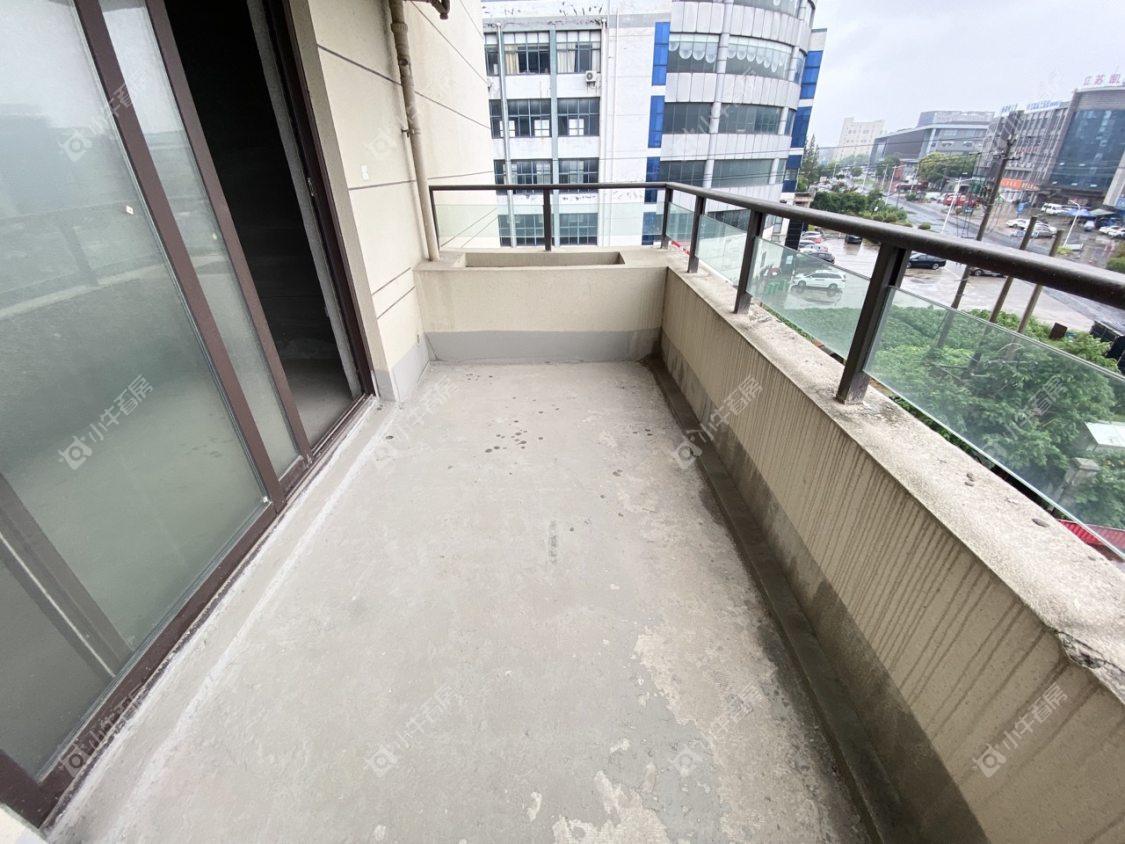 镇江凤凰郡在售二手房源室内图_小牛看房