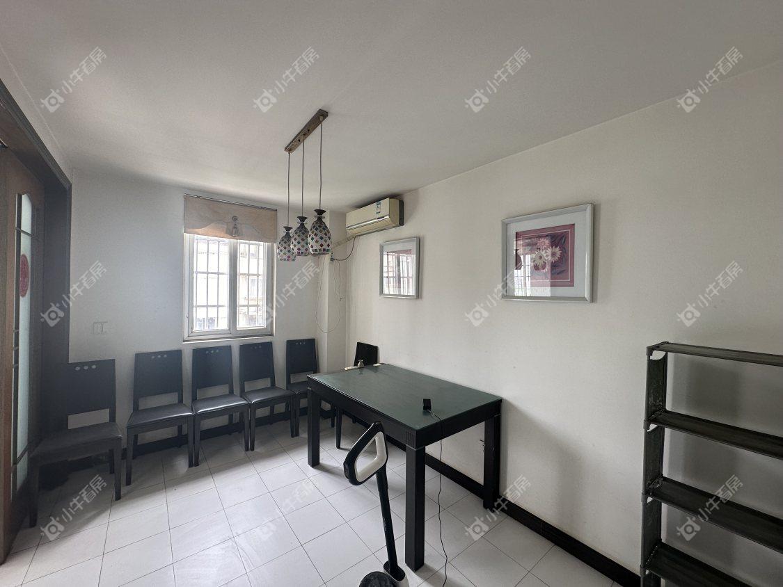 镇江金香花园在售二手房源室内图_小牛看房