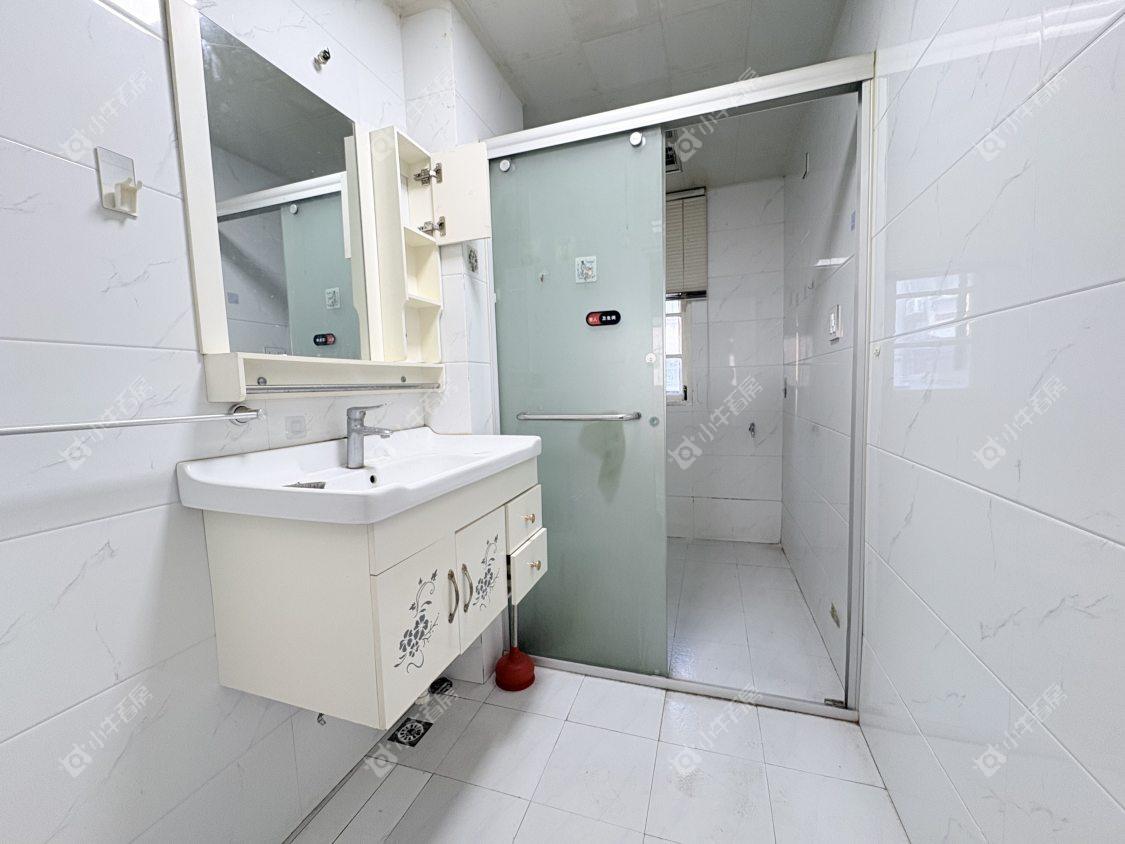 镇江凤凰新村在售二手房源室内图_小牛看房