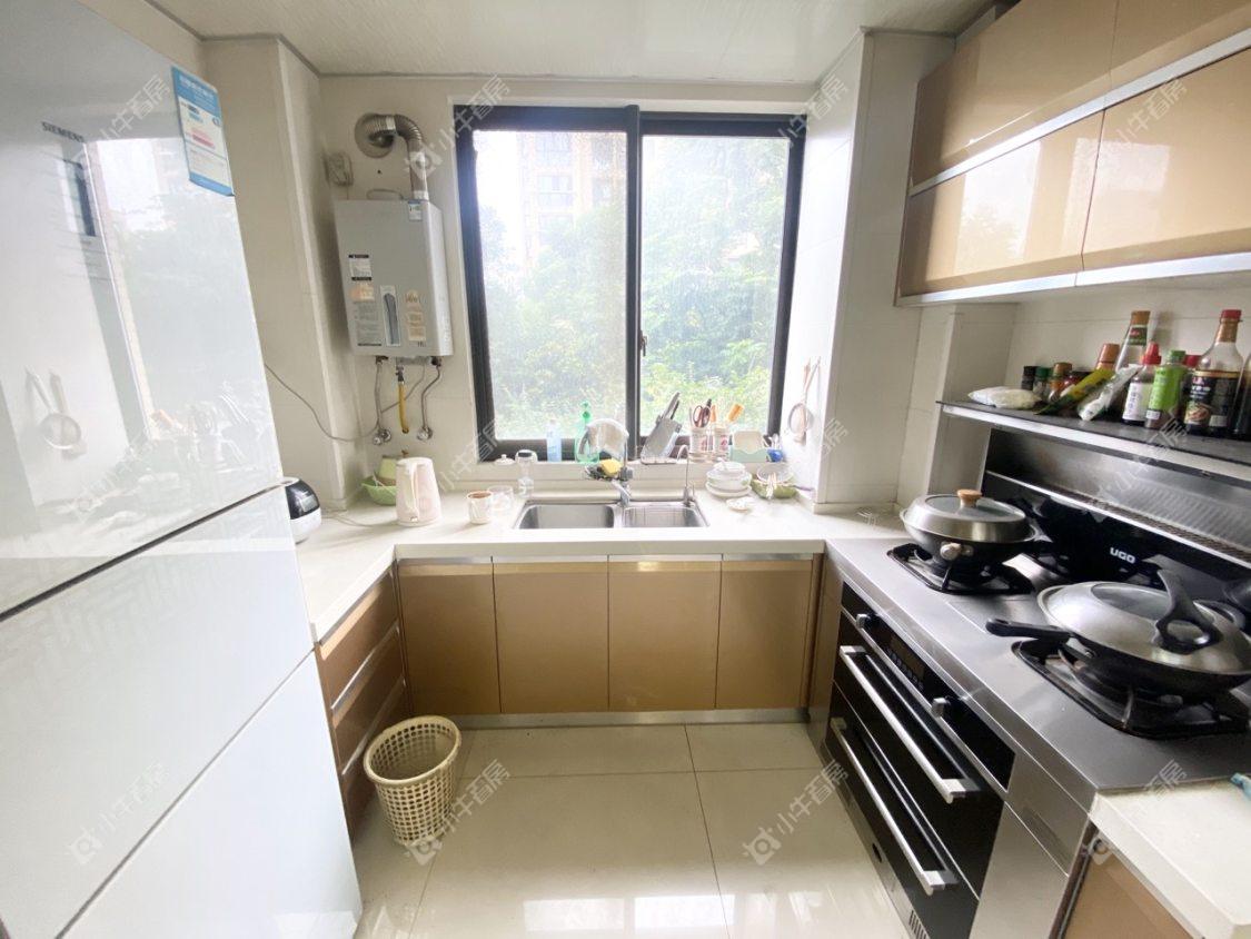 镇江领秀花都在售二手房源室内图_小牛看房