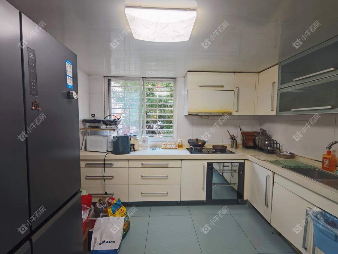 镇江华侨新村在售二手房源室内图_小牛看房