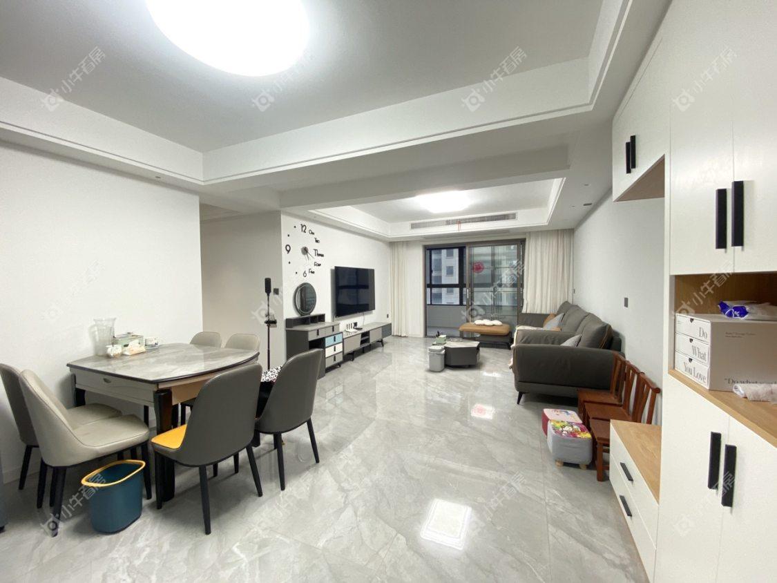 镇江凤凰郡在售二手房源室内图_小牛看房