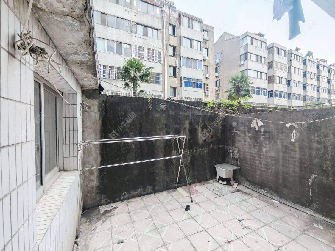 镇江龙凤山庄在售二手房源室内图_小牛看房