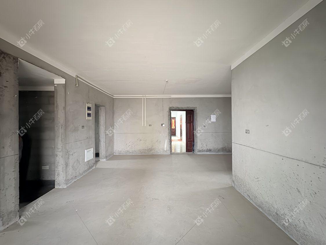 镇江天悦名城在售二手房源室内图_小牛看房