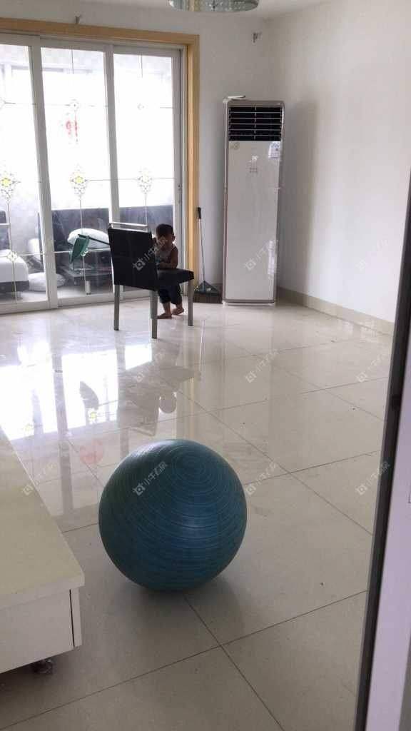 镇江东南新城在售二手房源室内图_小牛看房