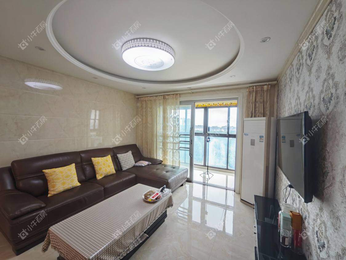 镇江美亚华悦在售二手房源室内图_小牛看房