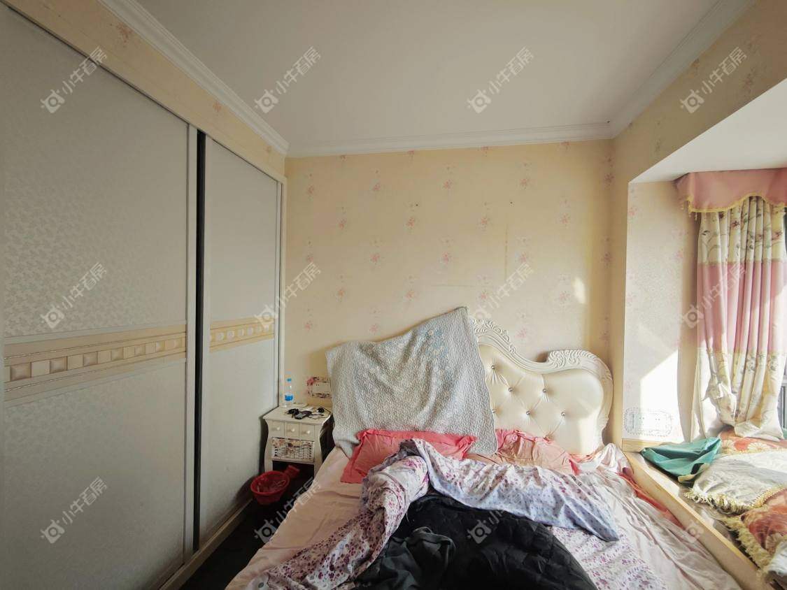 镇江美亚华悦在售二手房源室内图_小牛看房