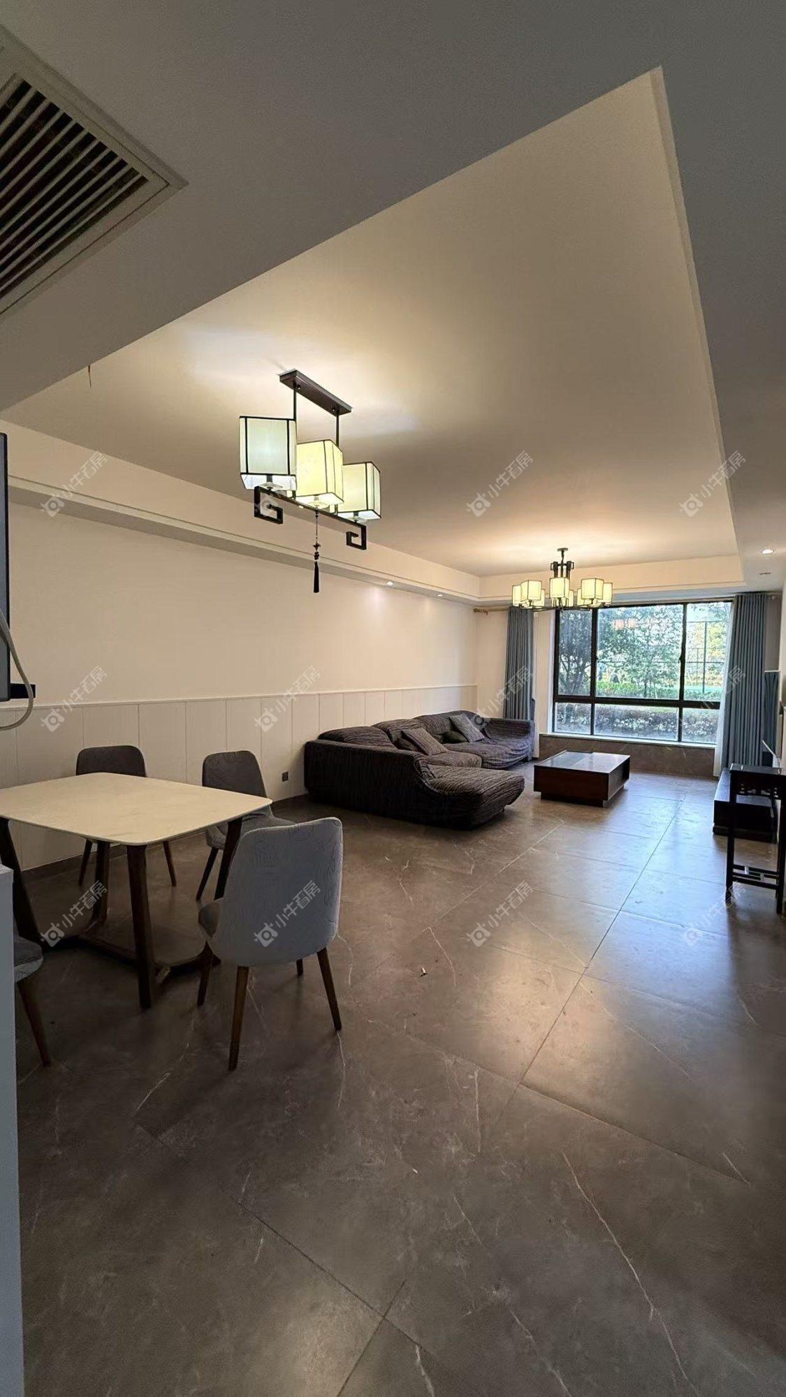 镇江华都锦城在售二手房源室内图_小牛看房