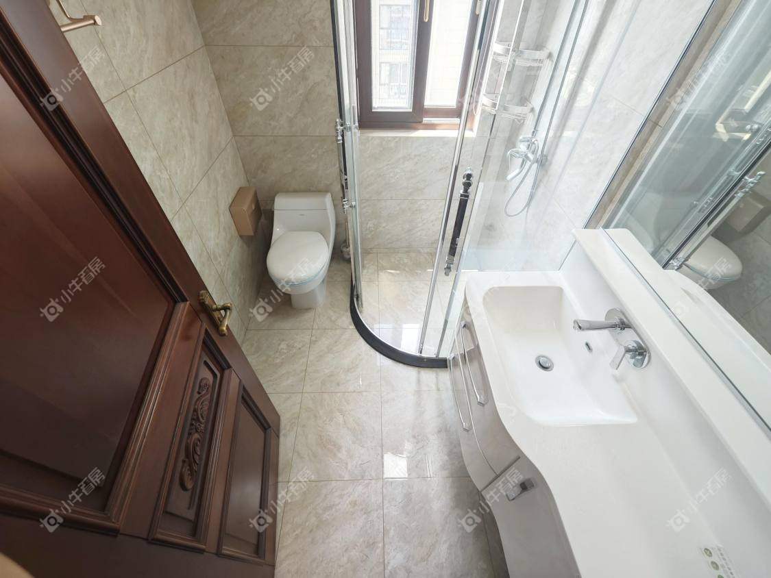 镇江汇金天地在售二手房源室内图_小牛看房