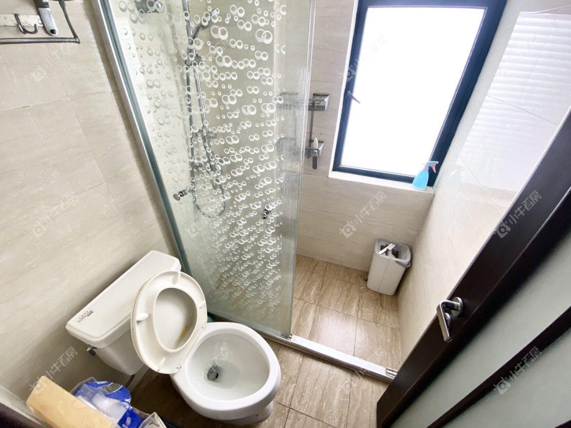 镇江东方盛世在售二手房源室内图_小牛看房