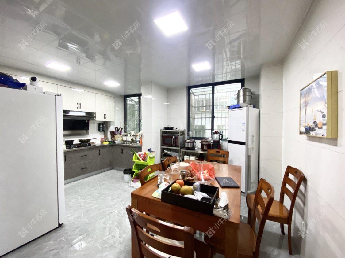 镇江中心嘉园在售二手房源室内图_小牛看房