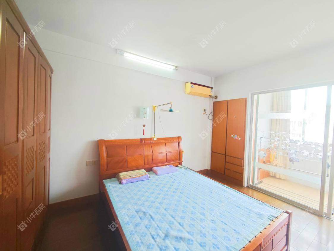 镇江六中综合楼在售二手房源室内图_小牛看房