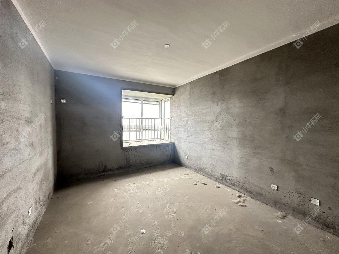 镇江粤港臻园在售二手房源室内图_小牛看房