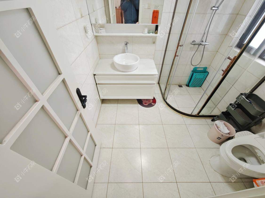 镇江滨河凤凰城在售二手房源室内图_小牛看房