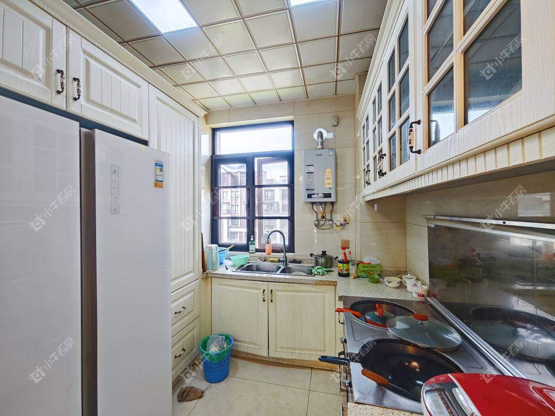 镇江滨河凤凰城在售二手房源室内图_小牛看房