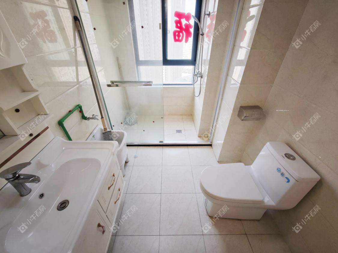 镇江荣城国际一期在售二手房源室内图_小牛看房