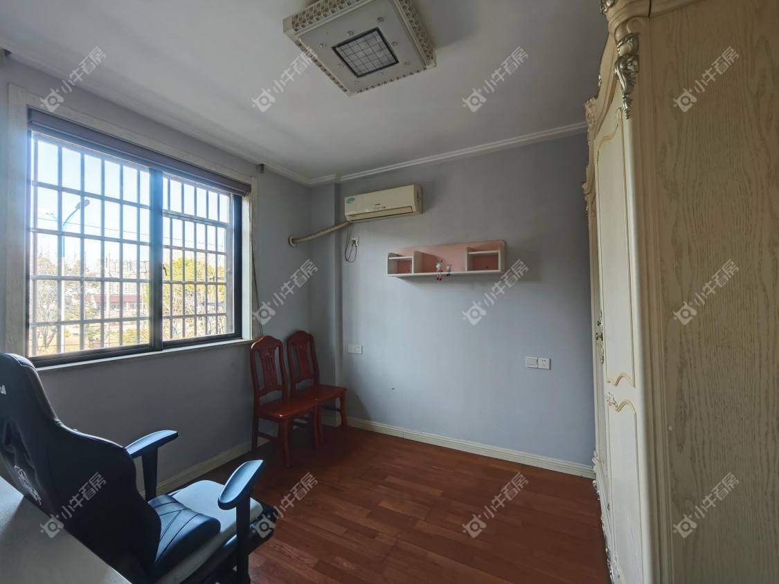 镇江新香草苑在售二手房源室内图_小牛看房