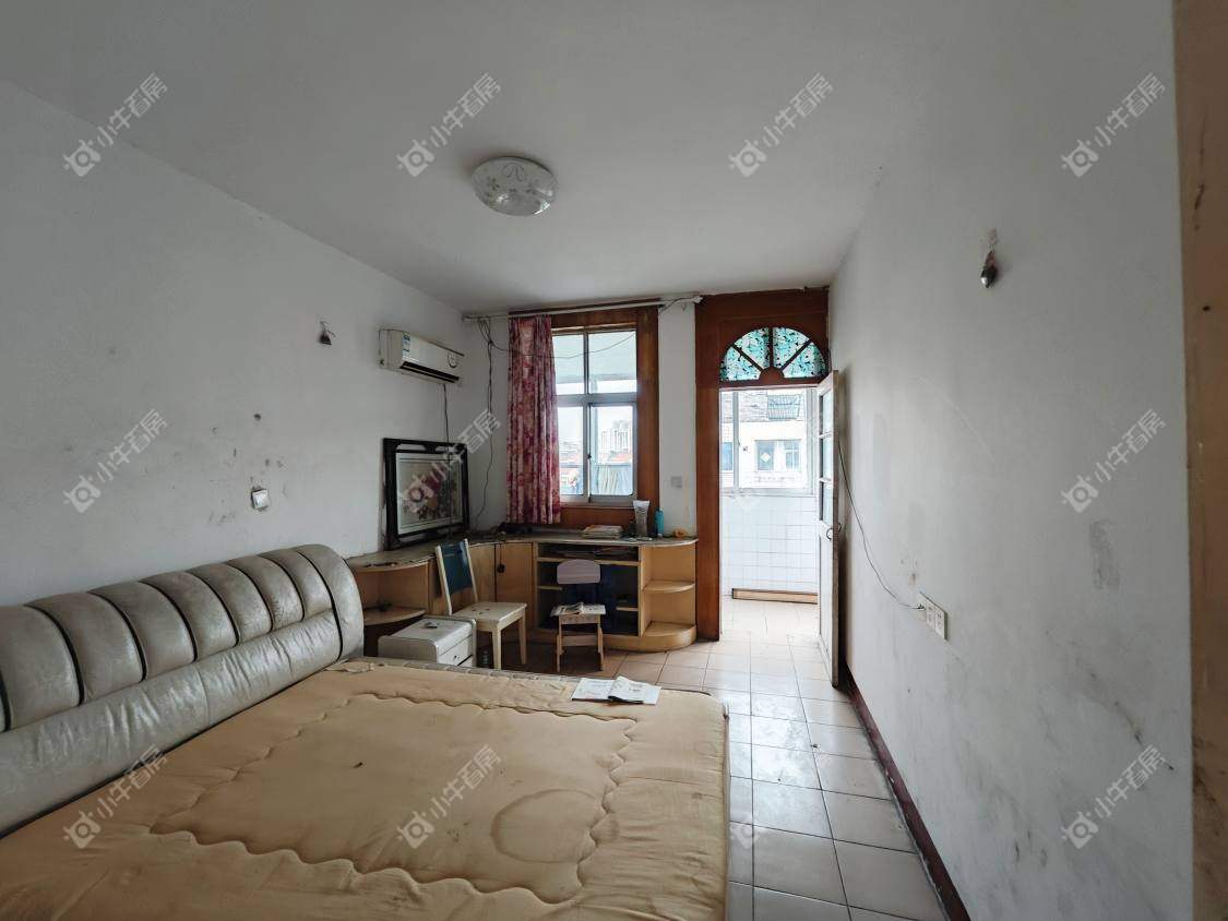 镇江华南新村在售二手房源室内图_小牛看房