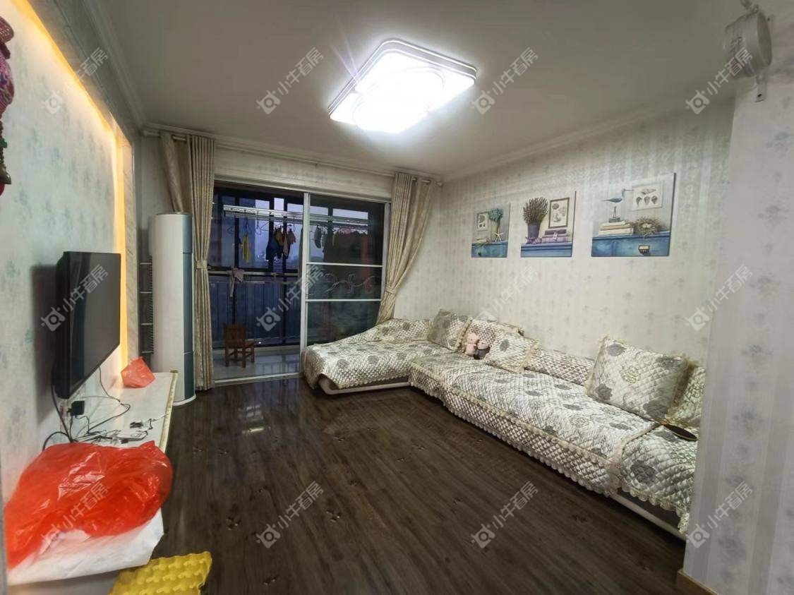 镇江美亚华悦在售二手房源室内图_小牛看房