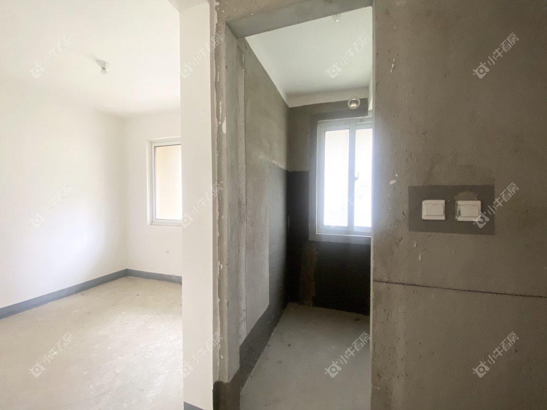 镇江中南君悦府中南一期在售二手房源室内图_小牛看房