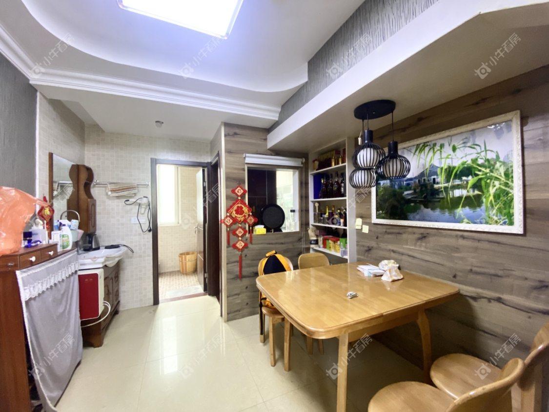 镇江迈村新城在售二手房源室内图_小牛看房