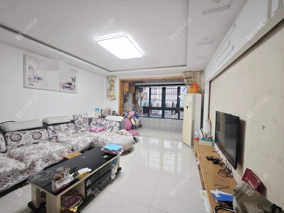 镇江欧洲城在售二手房源室内图_小牛看房