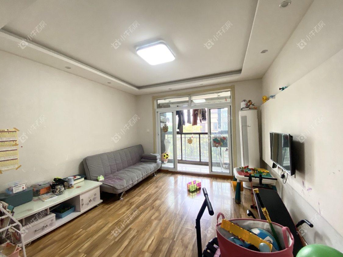 镇江美亚华悦在售二手房源室内图_小牛看房