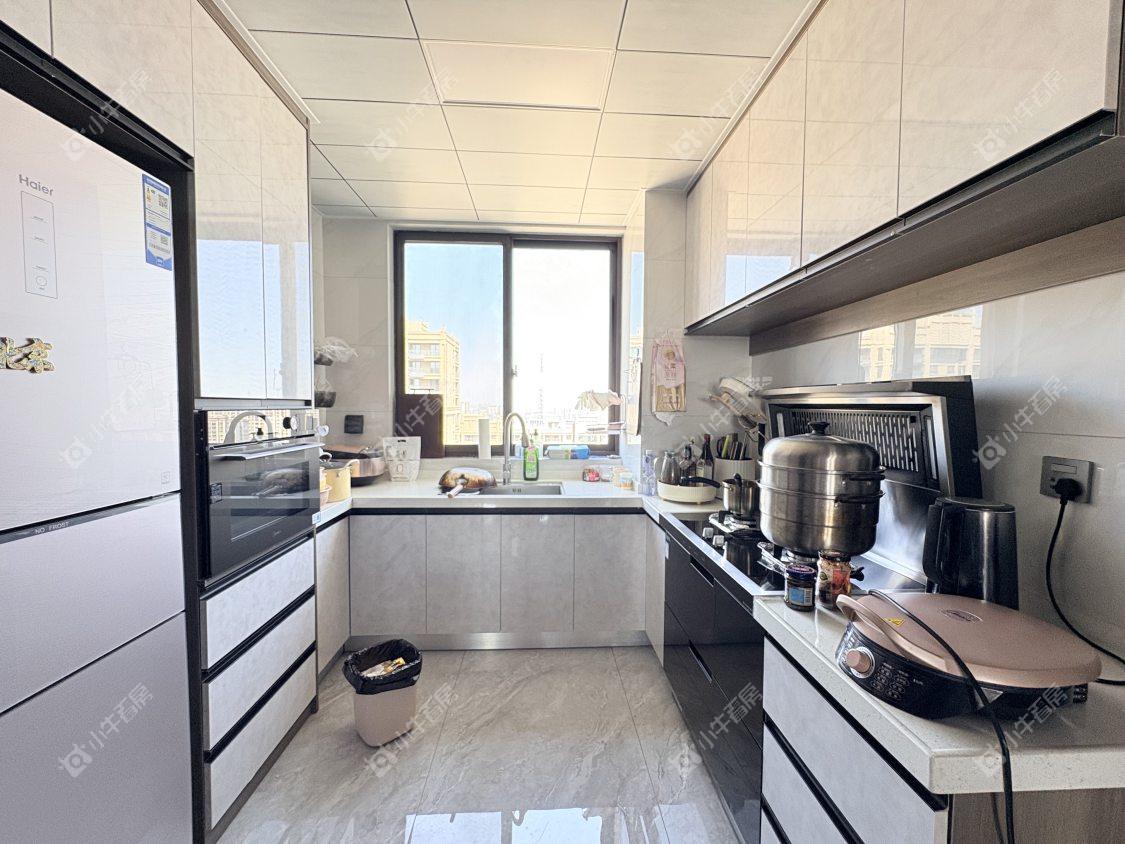 镇江汇金天地在售二手房源室内图_小牛看房