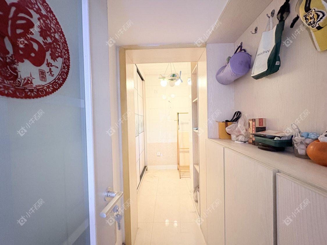 镇江宏云公寓在售二手房源室内图_小牛看房